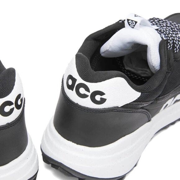 Nike ACG Lowcate NIB M10 W11.5